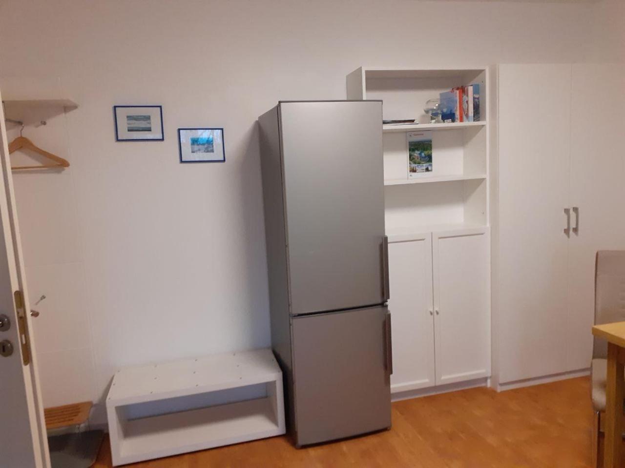 Aquamarin - Charmantes Appartement Mit Balkon Rostock Kültér fotó